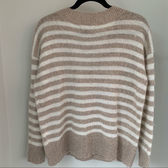 AEO brown and white stripe v-neck sweater - Picture 2 of 6